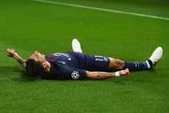 PARIS, FRANCE - OCTOBER 19:  Angel Di Maria of PSG celebrates scoring his teams first goal of the game during the Group A, UEFA Champions League match between Paris Saint-Germain Football Club and Fussball Club Basel 1893 at Parc des Princes on October 19, 2016 in Paris, France.  (Photo by Dean Mouhtaropoulos/Getty Images)